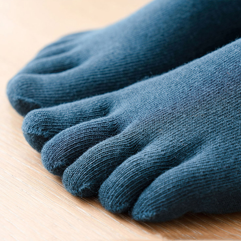 Calcetines antideslizantes de  - Yoga Dance & Fitness Center Llc reseña y precio